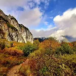 Bergliebe * ستوداخ اغرنداخ